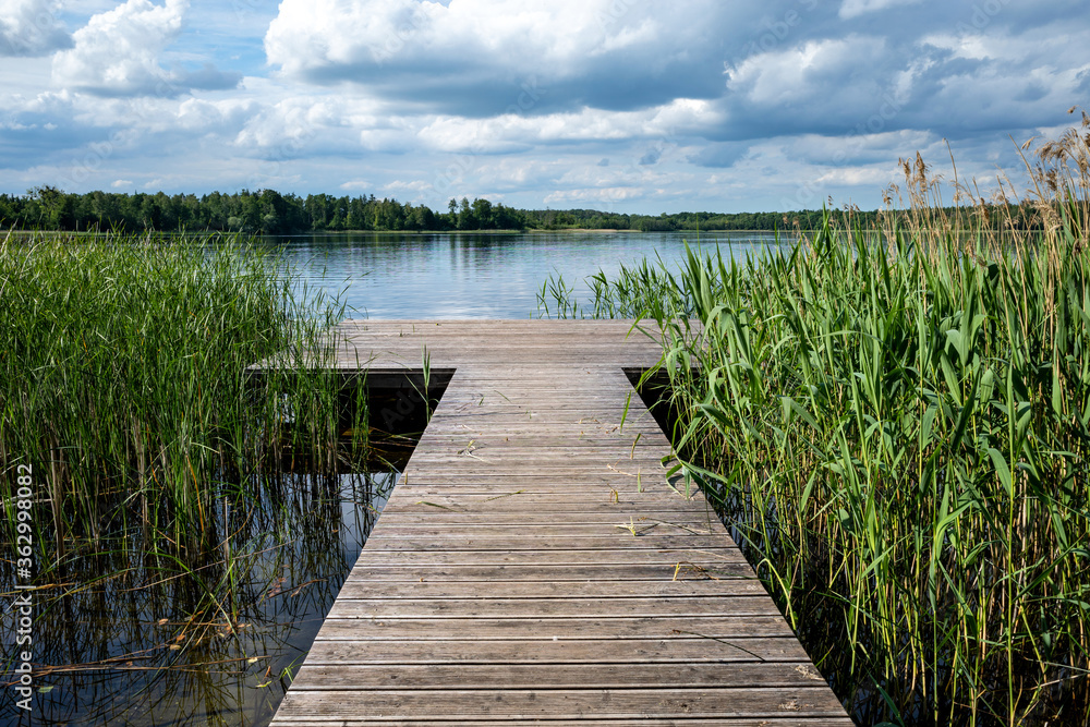 Obraz premium jetty on a lake in the Mecklenburg Lake District, Germany