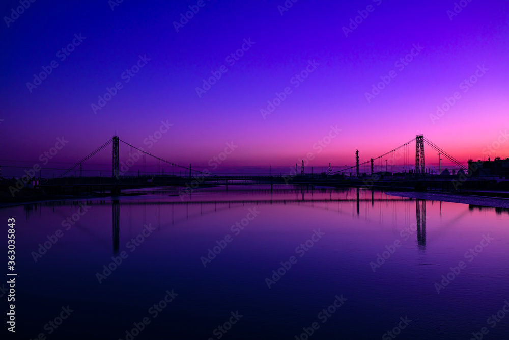 Fototapeta premium Bridges in the sunset