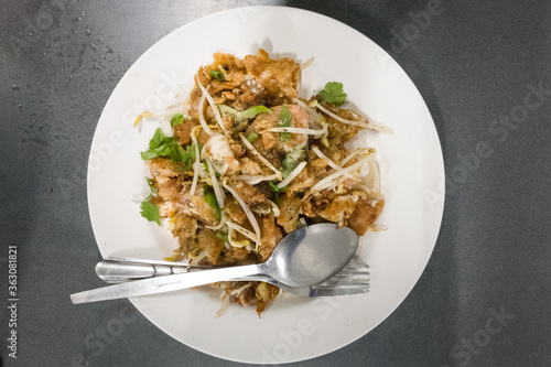 Obraz na plátně Thai fried mussel - Hoi tod