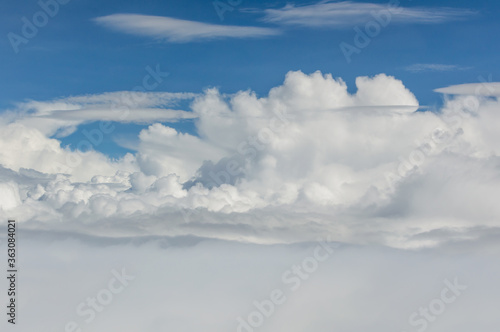 vista aérea de las nubes © jandro