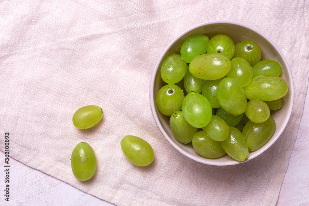 Fresh seasonal grapes in Plastic containers ready to eat To take away Fresh seasonal grapes in Plastic containers ready to eat To take away