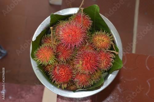 rambutan in a Bowl