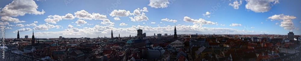 Stadtansicht vom Rundetaarn aus über Kopenhagens Dächer