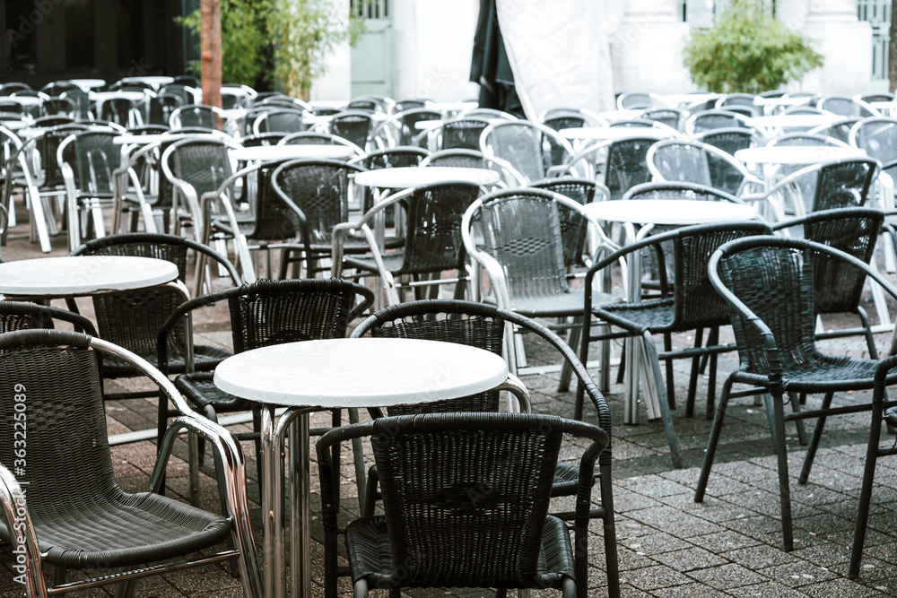 Naklejka premium Restaurants in Old Town Metz, France