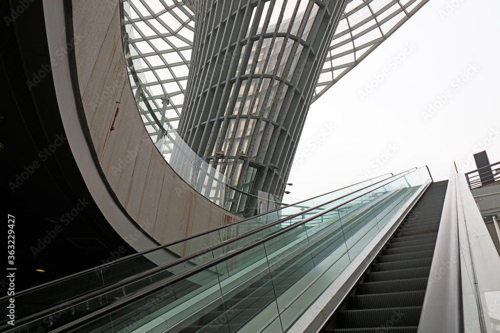 Obraz premium Deformed Metal Frame Structures in Parks, Shanghai, China