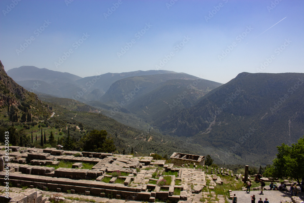 Delphi, Greece | Delphi Ruins