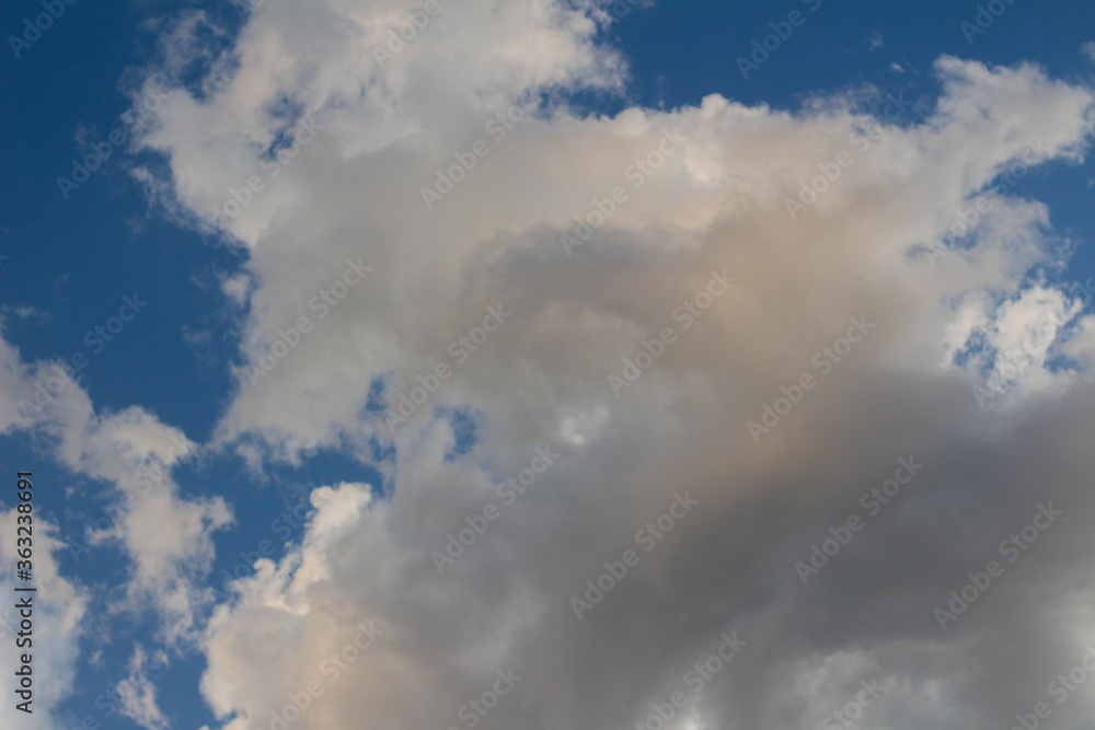 Fototapeta premium Cumulus clouds in the sky