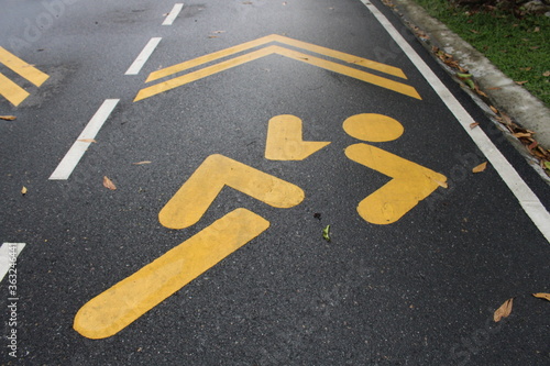 Wallpaper Mural road sign on the street, the exercise, The park Torontodigital.ca