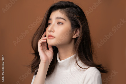 Beautiful asian woman with a beautiful face © torwaiphoto