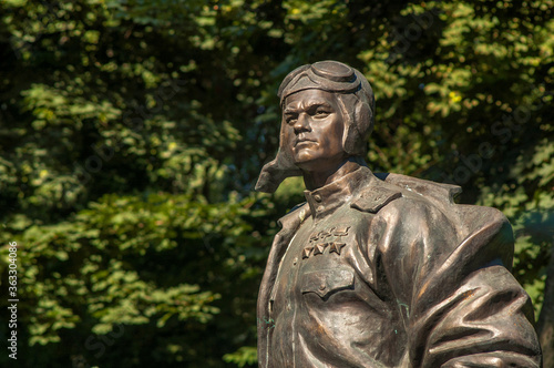 sculpture to the military pilot Ivan Kozhedub in Kyiv