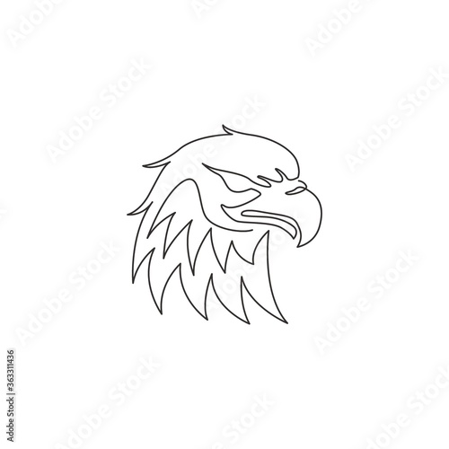 One continuous line drawing of strong eagle head for delivery service logo identity. Hawk mascot concept for bird conservative park icon. Trendy single line draw design vector graphic illustration