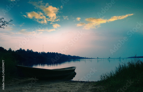 photo paysages en afrique occidental plus precisement en au Togo à lomé (Lac Togo)  © Z