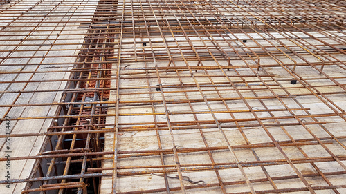 Steel reinforcement for the concrete floor