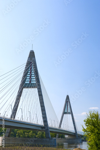 The Megyeri bridge, Hungary's newest and largest bridge © Posztós János
