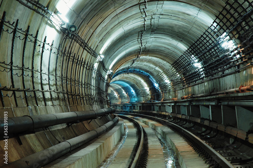The Metro tunnel (ID: 363391893)