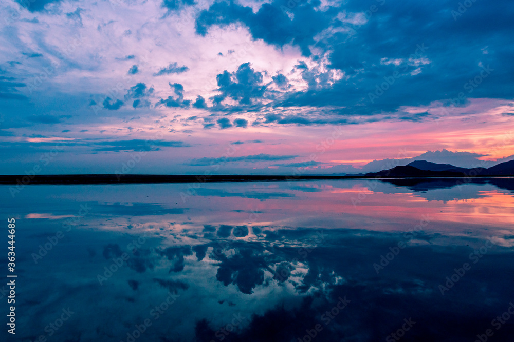 Fototapeta premium 父母ヶ浜の夕景