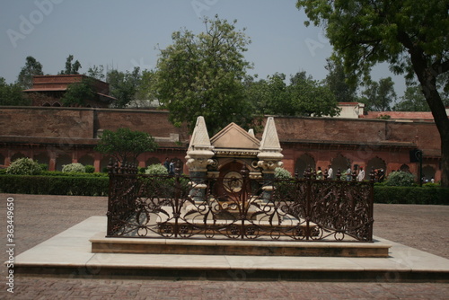 monument of an indian ruler