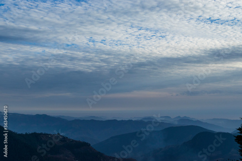 Various views of the mountains of Shimla © Kandarp