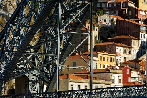 Luís I Bridge and the city of Porto, Portugal © hectorchristiaen