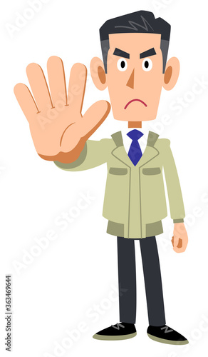 制止する作業着の男性
