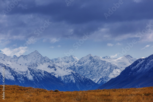 Fototapeta Naklejka Na Ścianę i Meble -  New Zealand mountains