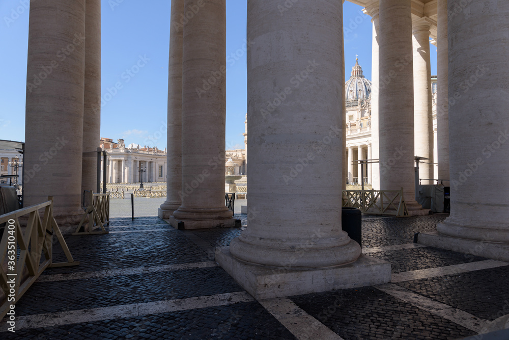 Access closed to Saint Peter Square, Vatican