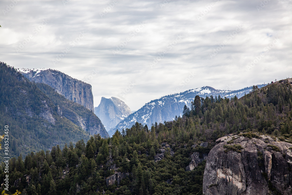 Yosemite USA Tunnel view