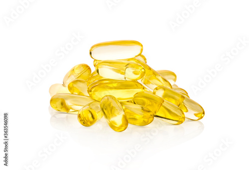 Obraz na płótnie Omega 3 fish oil capsules isolated on a white background w salonie