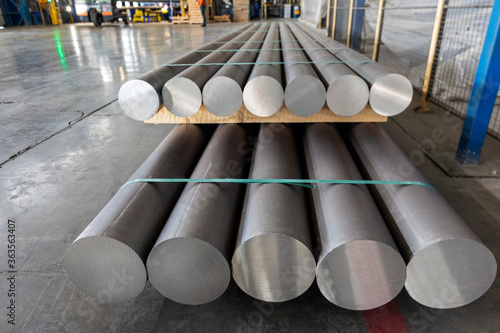 Obraz na plátně Aluminium (aluminum) production process and extrusion billets of aluminium in the factory