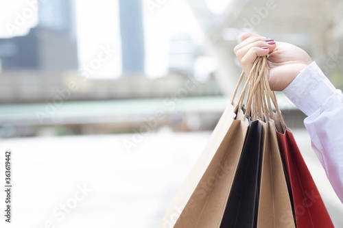 The concept of the Asian woman's perspective, women enjoy shopping