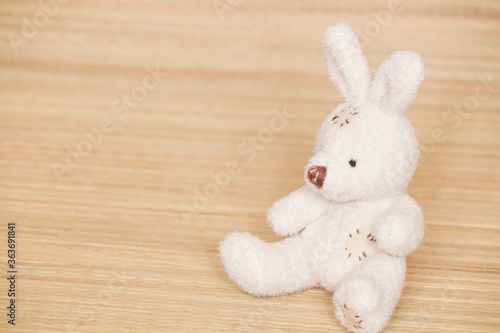 Conejito blanco de juguete