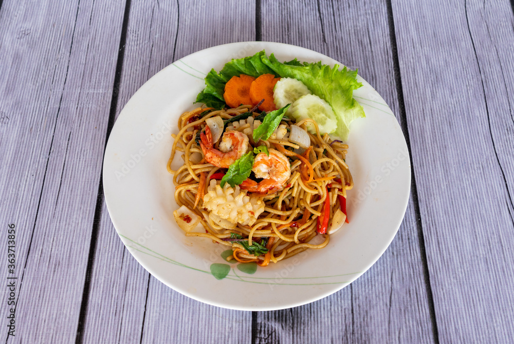 Thai Food Mixes with Pad Thai Thai Food Mixes with Pad Thai
