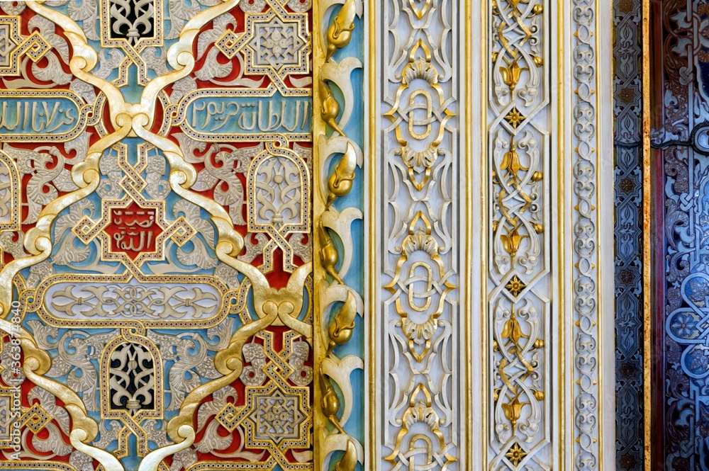detail of Arabian room in Palacio da Bolsa, Porto