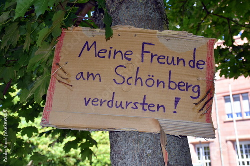 Stiller Klimaprotest in Freiburg im Breisgau photo