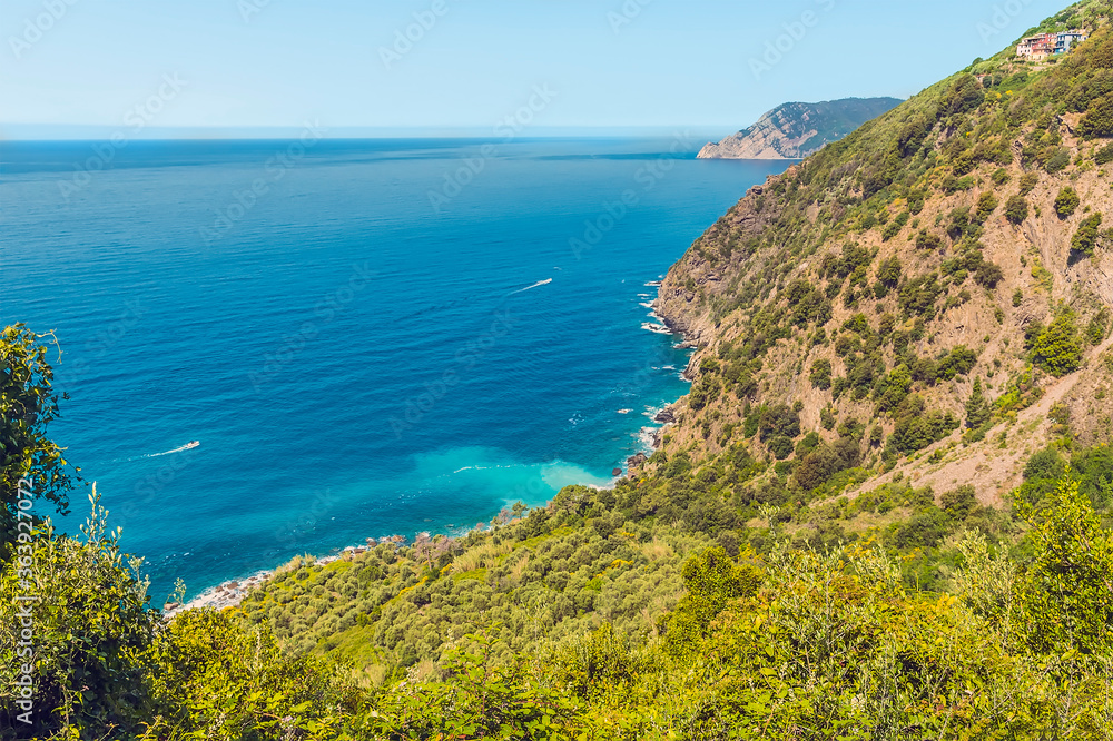 A view along the coastal path from the village of Corniglia, Italy in the summertime