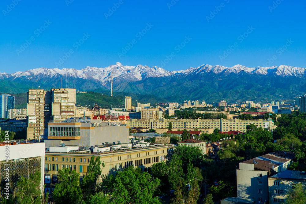 Obraz premium Almaty city view