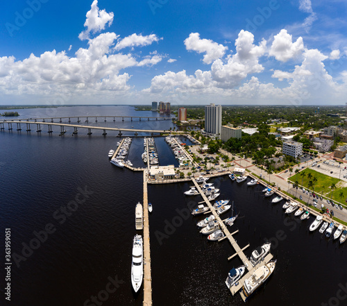 Fotografie Aerial photo Fort Myers Yacht Basin Florida USA