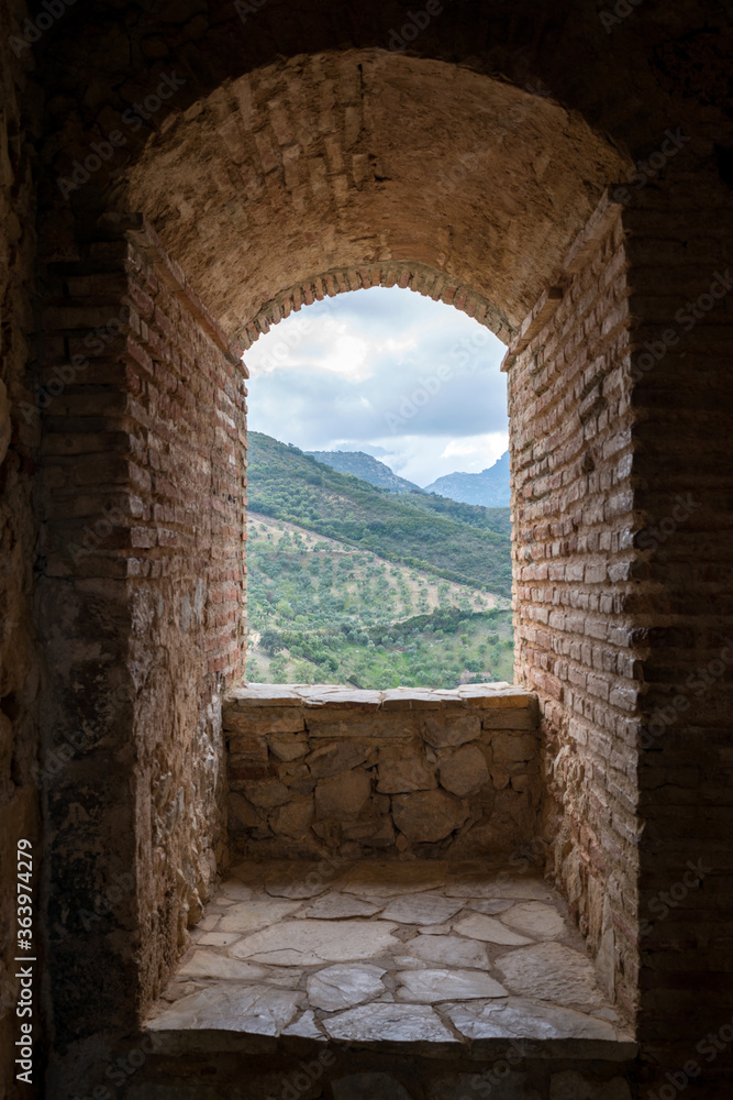 Fenêtre du château de Zahara de la Sierra