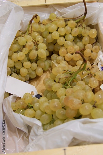 Fruits et légumes primeur marché raisin