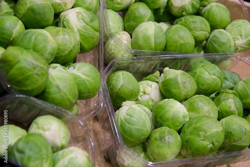 Fruits et légumes primeur marché choux de bruxelle