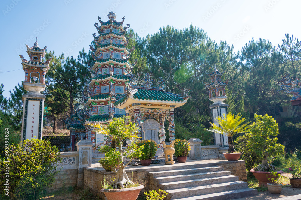 Linh Son Pagoda (Chua Linh Son). a famous Historical site in Dalat, Vietnam. Stock Photo | Adobe Stock