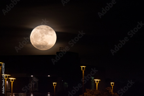 Fototapeta Naklejka Na Ścianę i Meble -  Bright Super moon with clouds