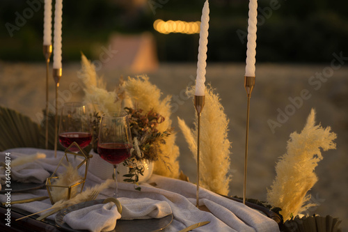 Obraz na plátně wedding location - table, dekr, plates, glasses
