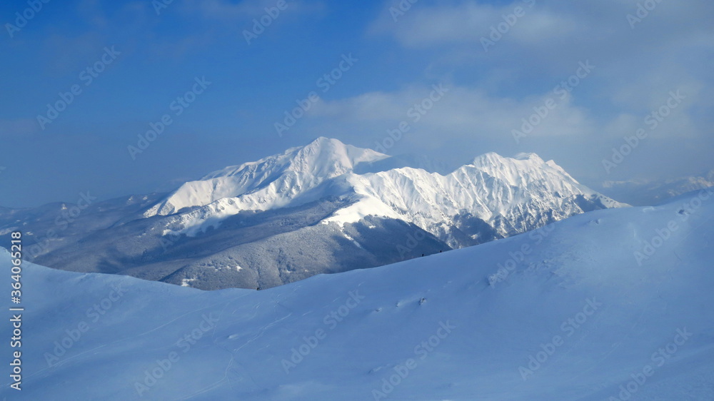 The Alpe di Succiso seen from Pratospilla