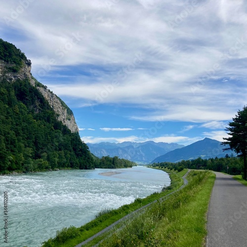 Föhnhimmel über dem Alpenrhein