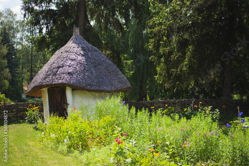 Old ethnic huts and houses of Ukrainians in Pereyaslav photo