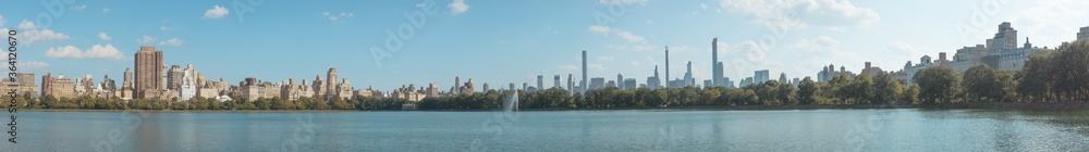 Jacqueline Kennedy Onassis Reservoir in Central Park, Manhattan, New York City, USA Panorama Jacqueline Kennedy Onassis Reservoir in Central Park, Manhattan, New York City, USA Panorama