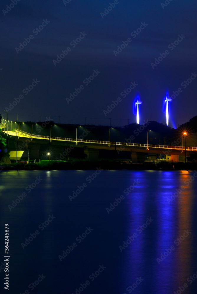 Fototapeta premium 夜景 イルミネーション 神奈川県三浦市毘沙門の風景