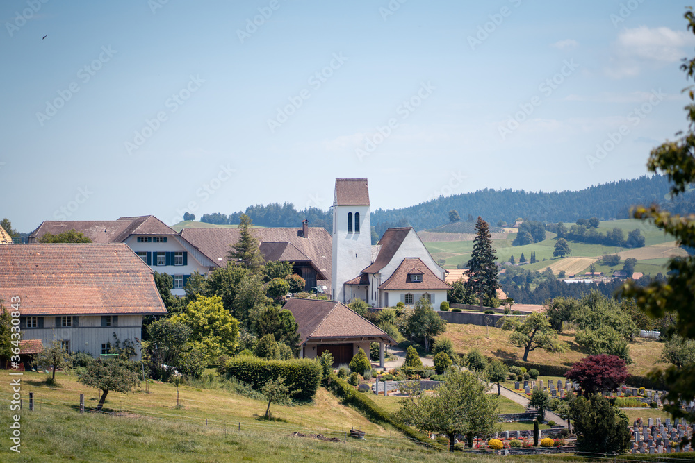 Dorf Affoltern im Emmental mit Kirche