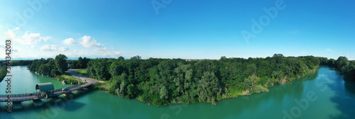 Piave - Panoramica sul fiume dall alto con alberi e vegetazione